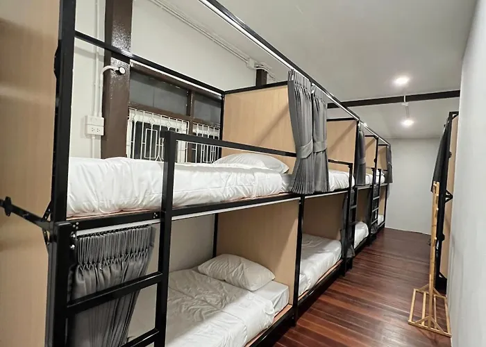 House Ju 호스텔