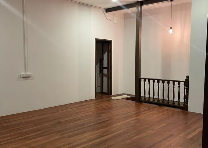 House Ju 호스텔